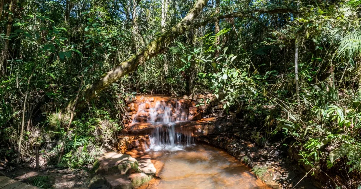 Loteamento no interior de são paulo com cachoeira